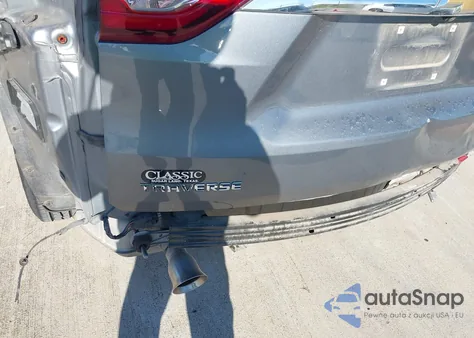 2018 Chevrolet Traverse Ls from USA, damaged, VIN 1GNERFKWXJJ157683